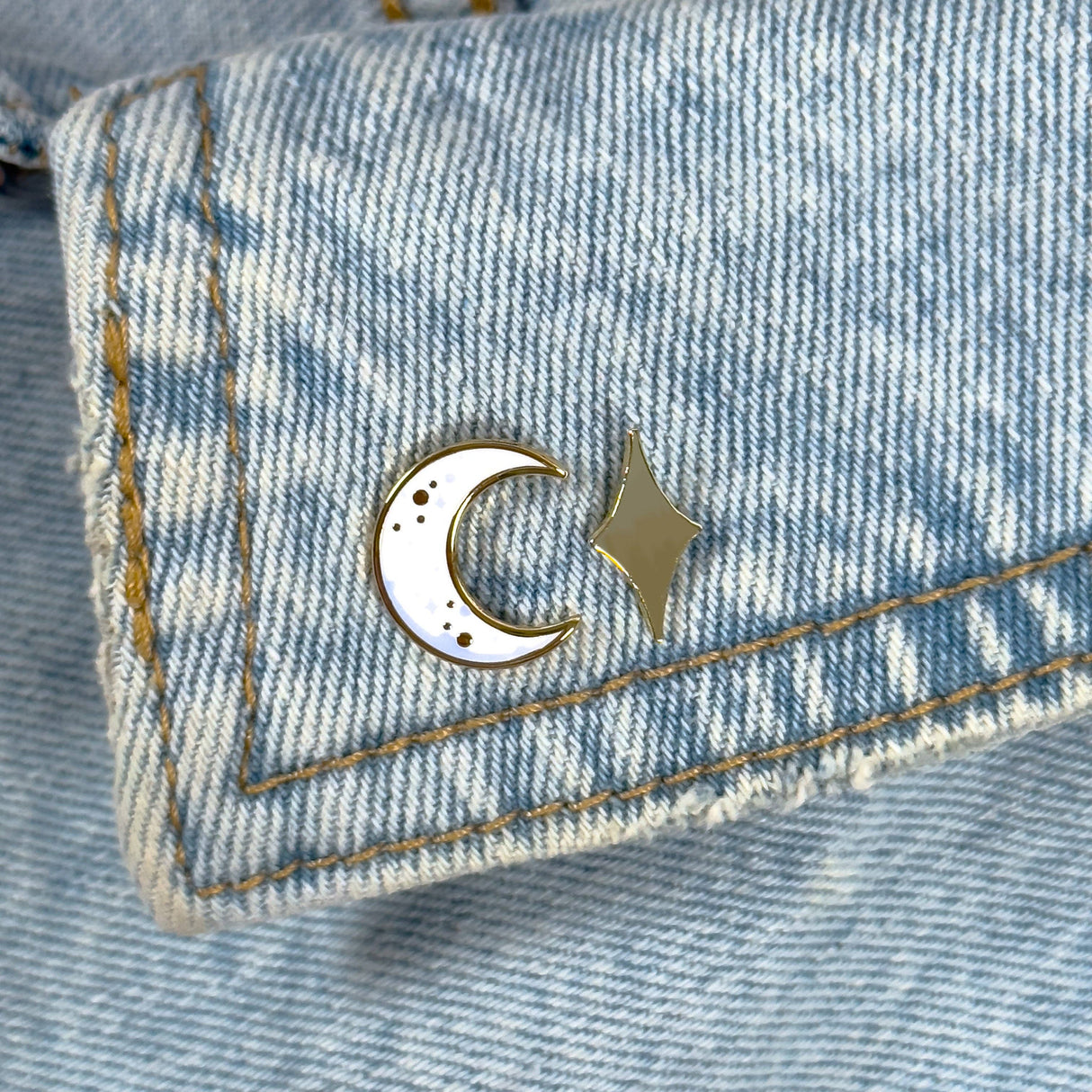 Kawaii White Moon Mini Enamel Pin