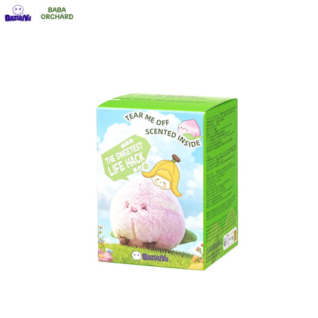 BazuuYu Baba Orchard scented plush blind box packaging showing a fluffy pink peach character and a banana character peeking over a speech bubble